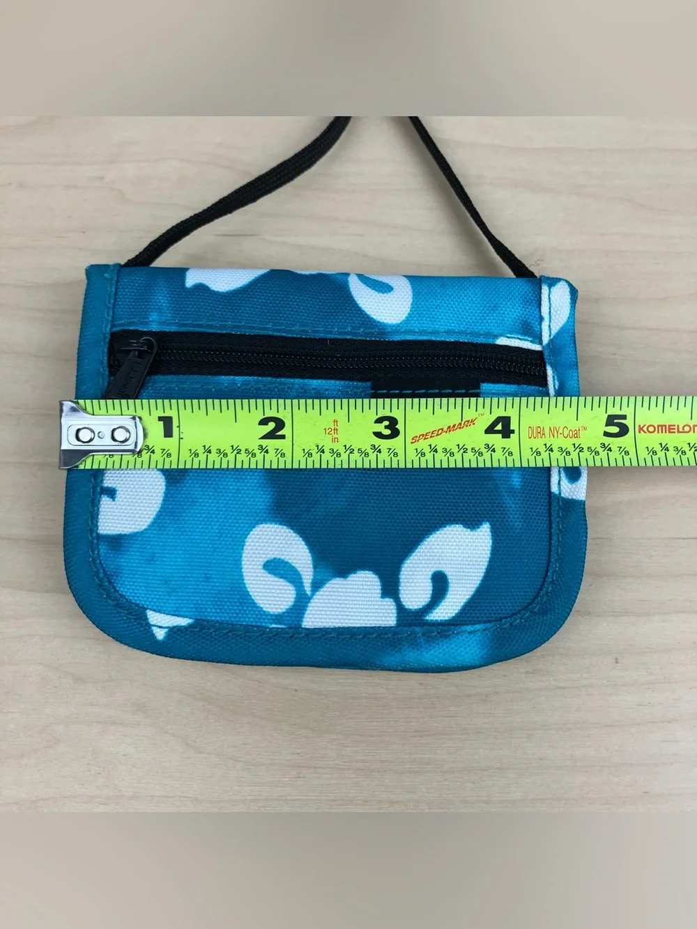 L.L. Bean Small Travel ID Card Holder Wallet Neck Lanyard Blue Hawaiian Floral.
